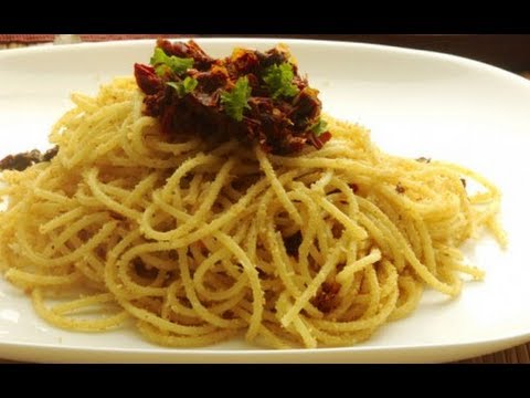 Spaghetti with dried capuliato tomatoes