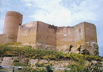 Banque de données des châteaux et forteresses de Sicile